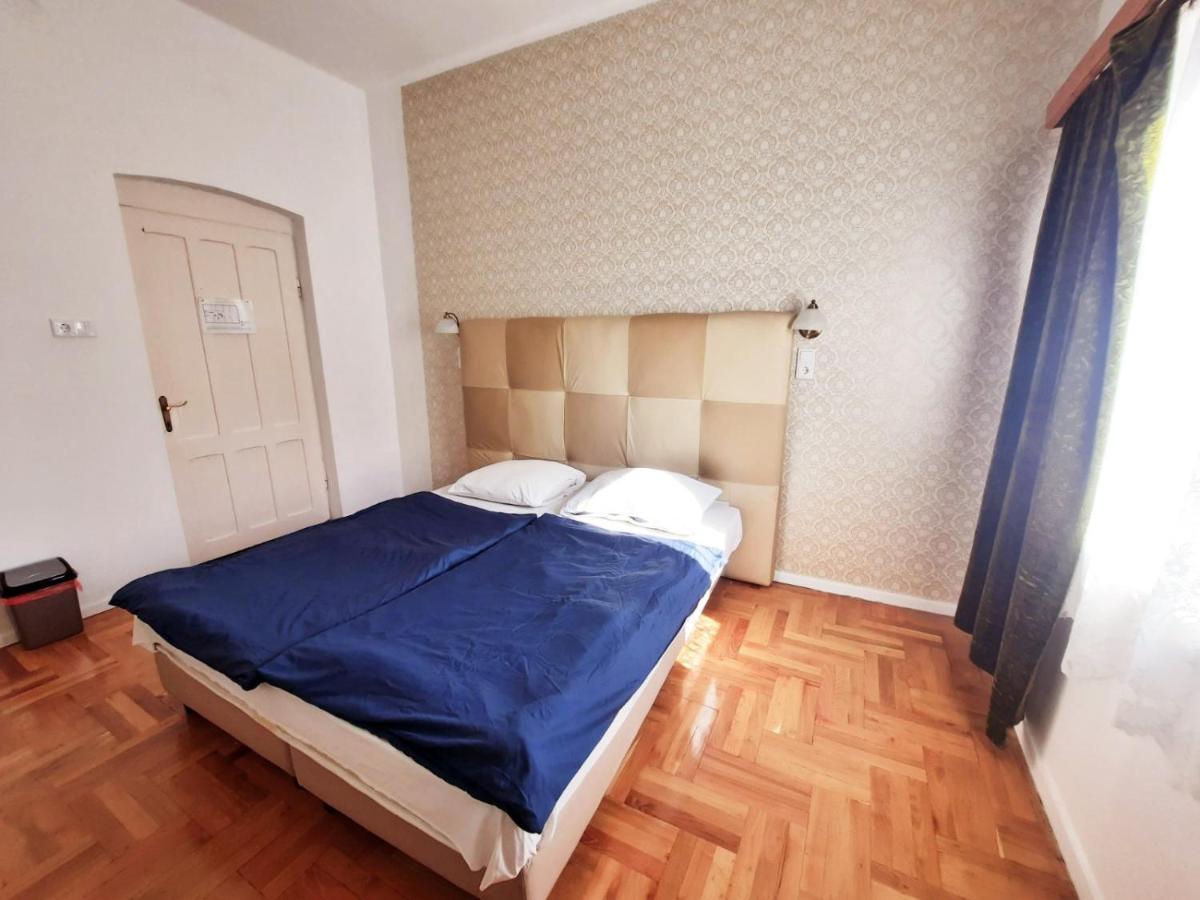Central Room Balatonszarszo Exterior photo